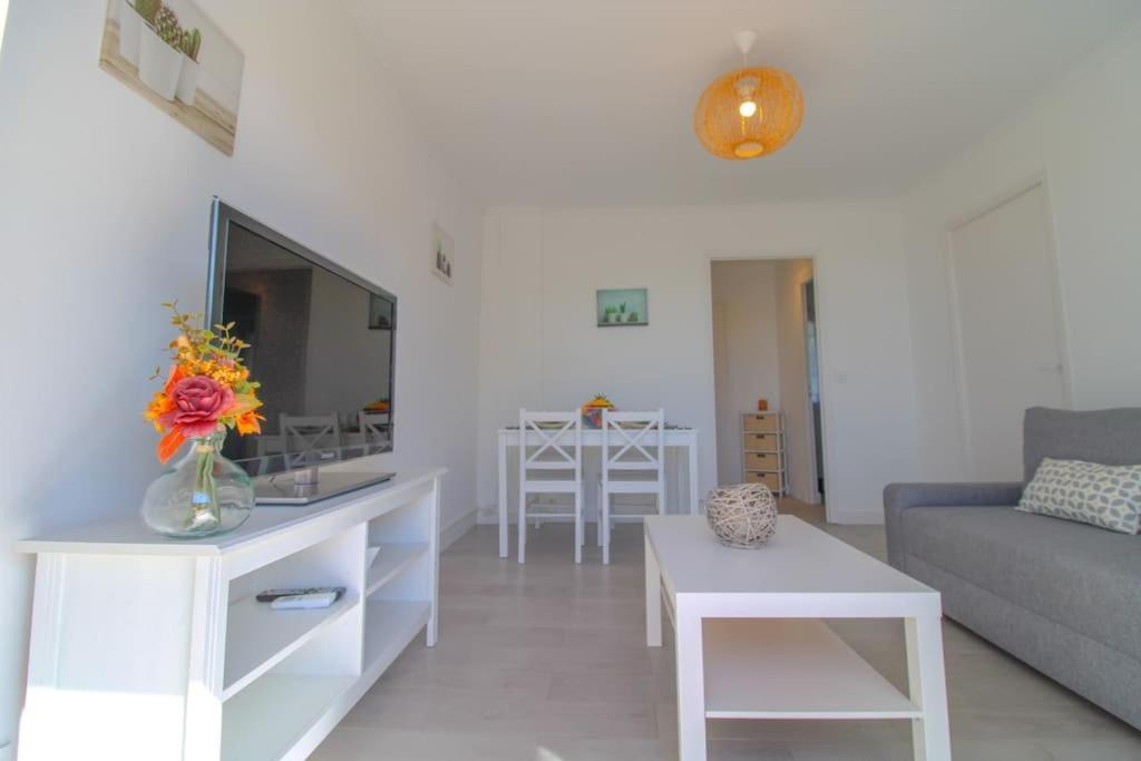 Le Republique By Apirent #Balcon #Climatisation #Parking Apartment Кан Екстериор снимка
