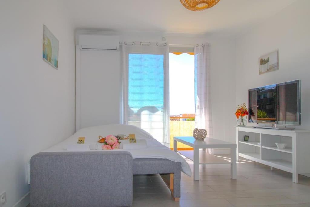 Le Republique By Apirent #Balcon #Climatisation #Parking Apartment Кан Екстериор снимка