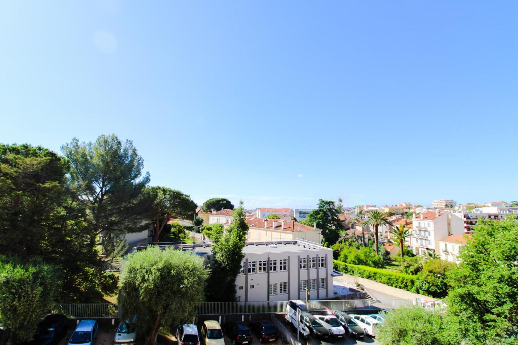 Le Republique By Apirent #Balcon #Climatisation #Parking Apartment Кан Екстериор снимка